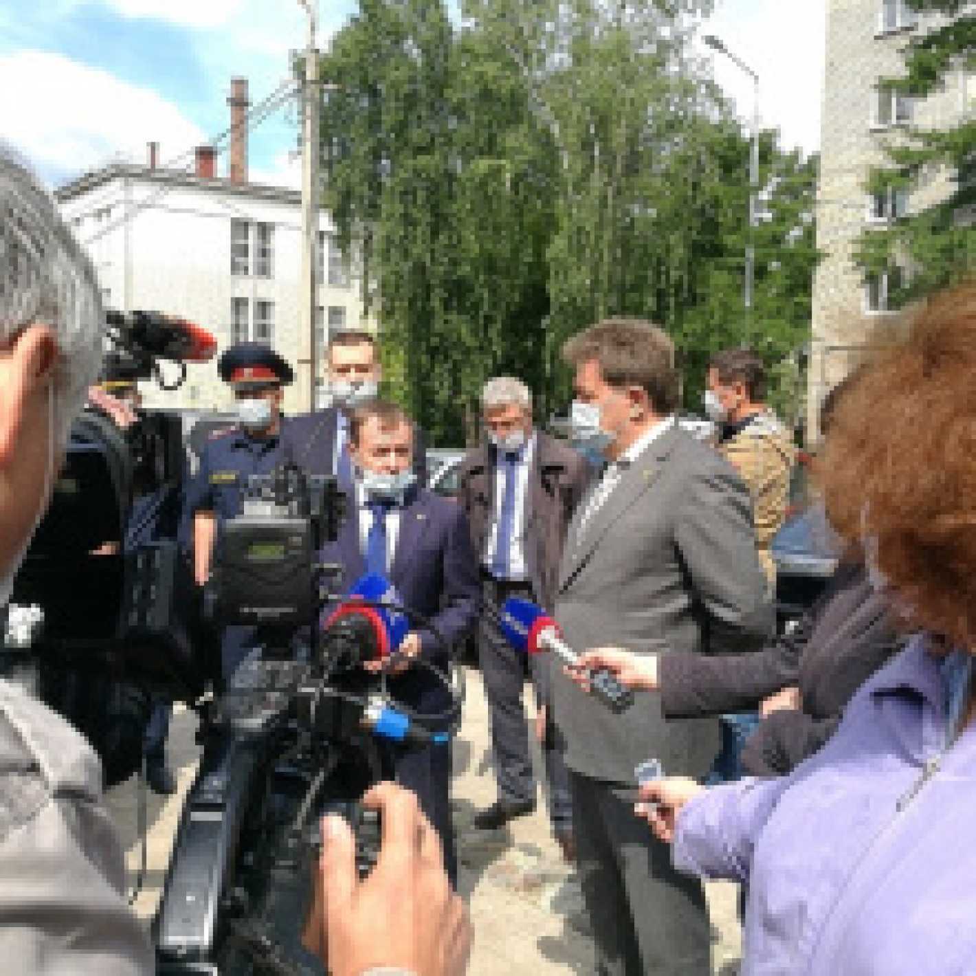 Мэр Томска Иван Кляйн поручил высадить на ул. Усова более 5 тысяч деревьев и кустарников