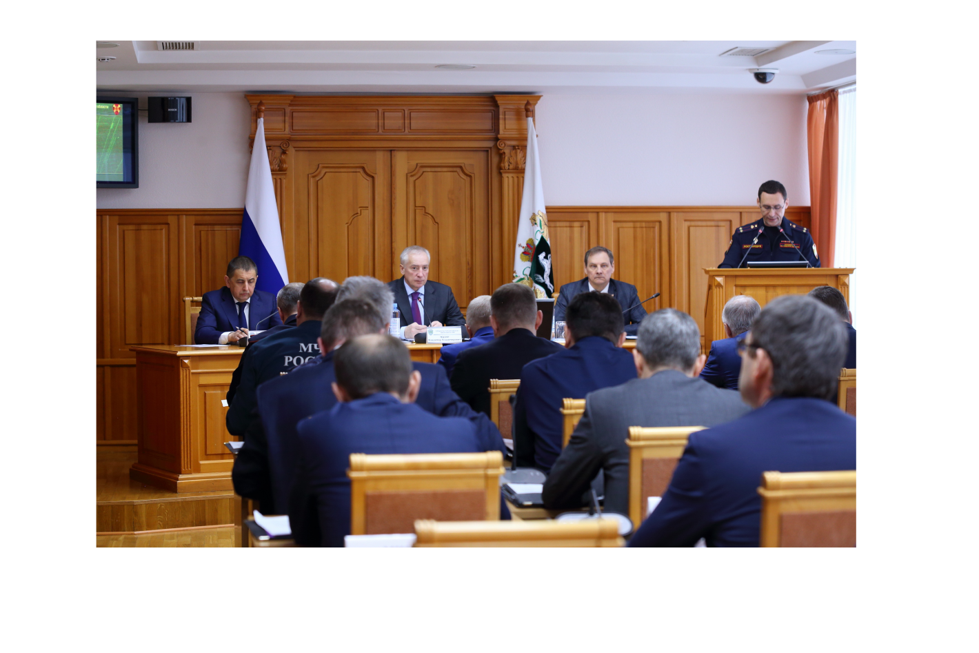 Губернатор Владимир Мазур поставил задачу усилить антитеррористическую защищенность объектов региона