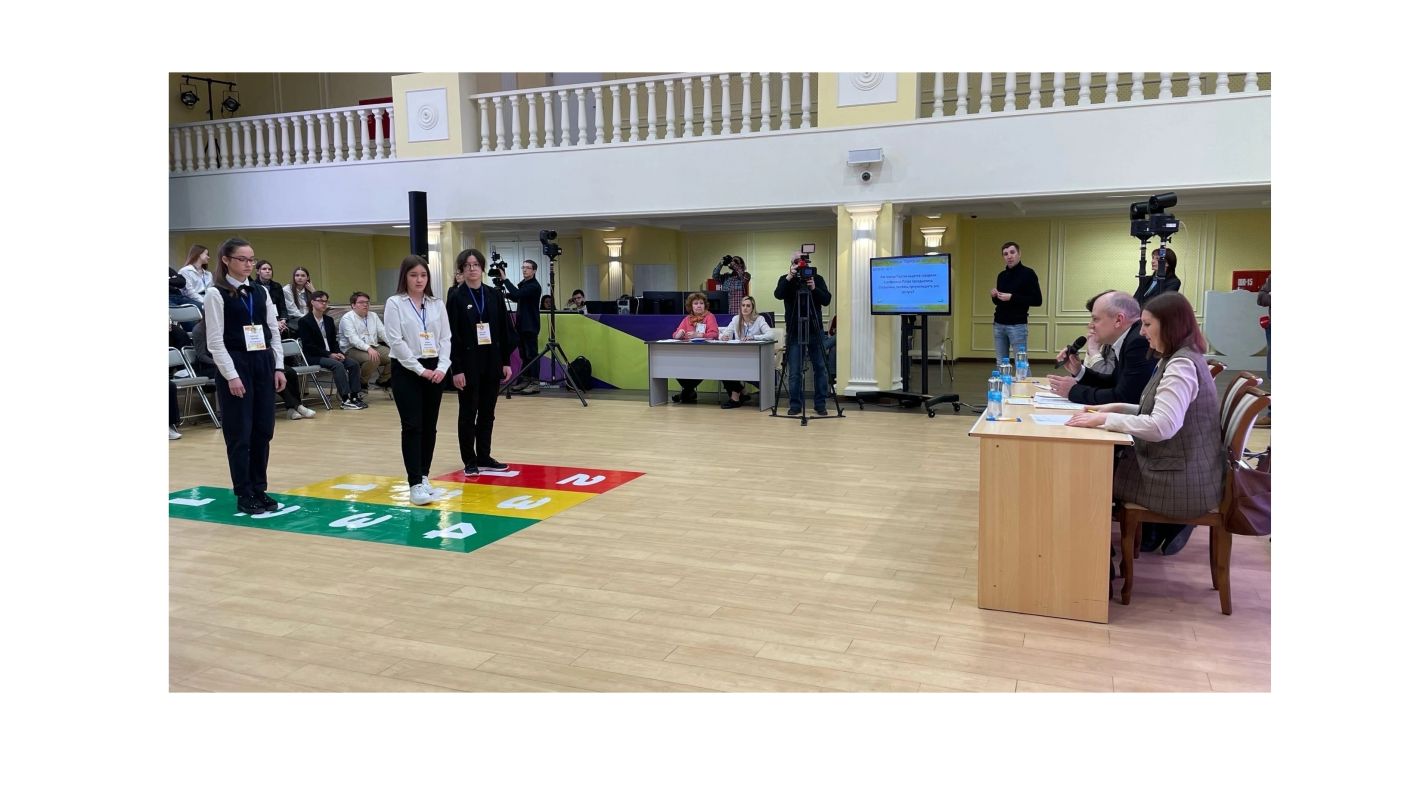 Школьники Томской области прошли в полуфинал олимпиады «Умники и умницы»